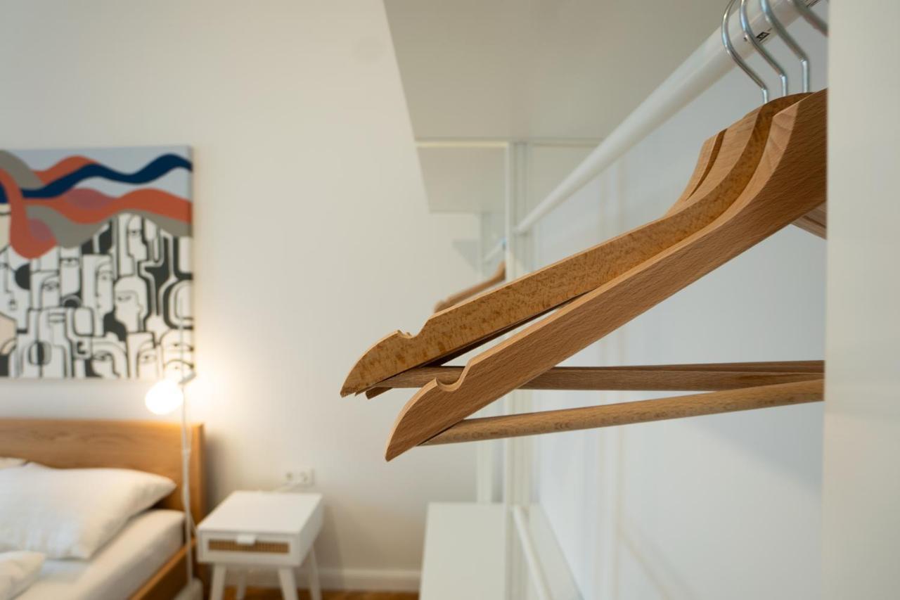 Chic 94M2 Apartment With A King-Size Bed Wenen Buitenkant foto