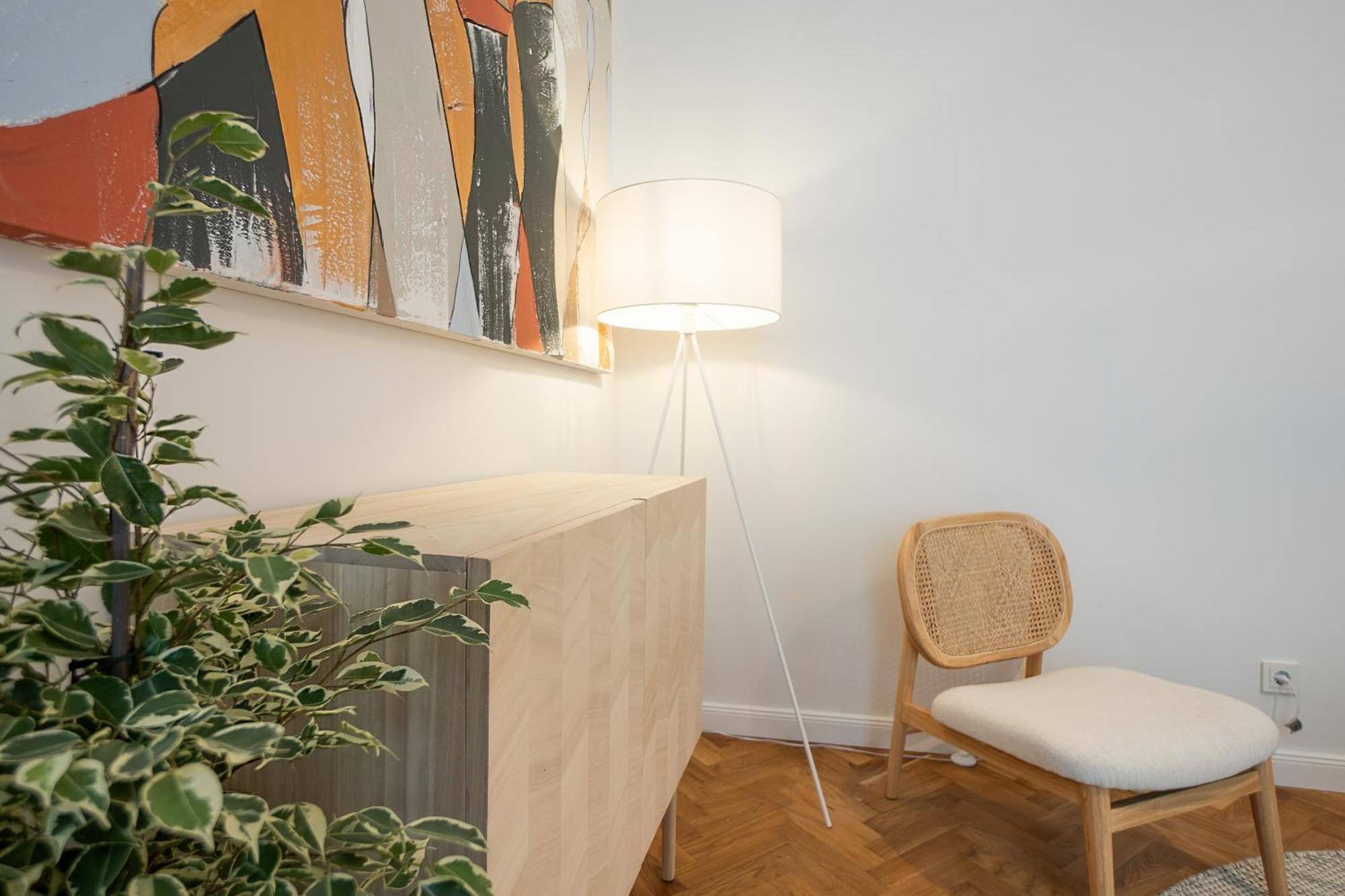 Chic 94M2 Apartment With A King-Size Bed Wenen Buitenkant foto