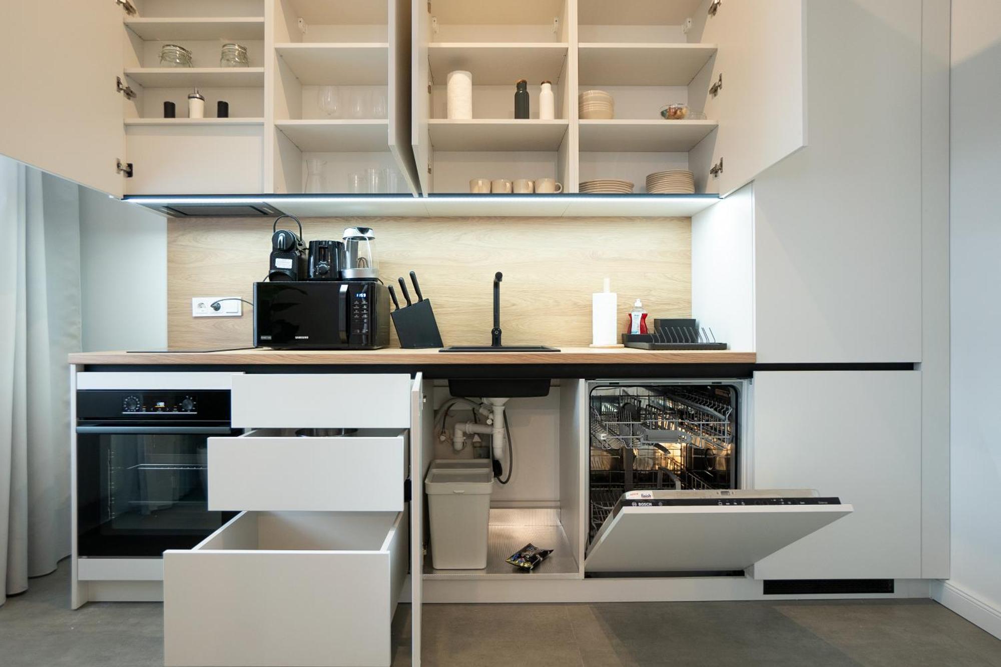 Chic 94M2 Apartment With A King-Size Bed Wenen Buitenkant foto